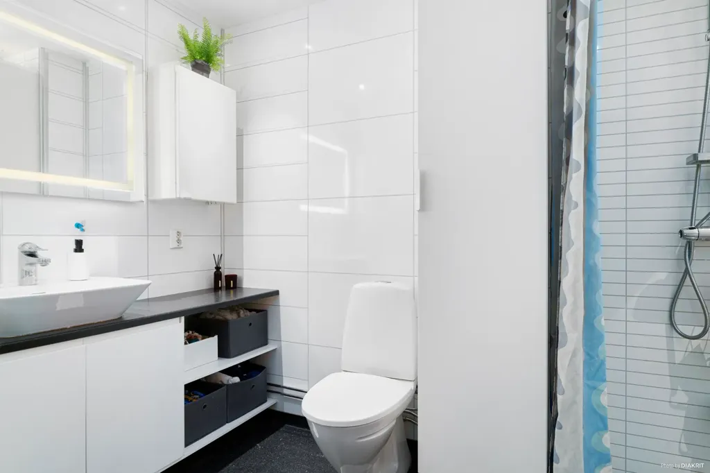 Vannitoad - Corner Flat with Garden in Lillsjön