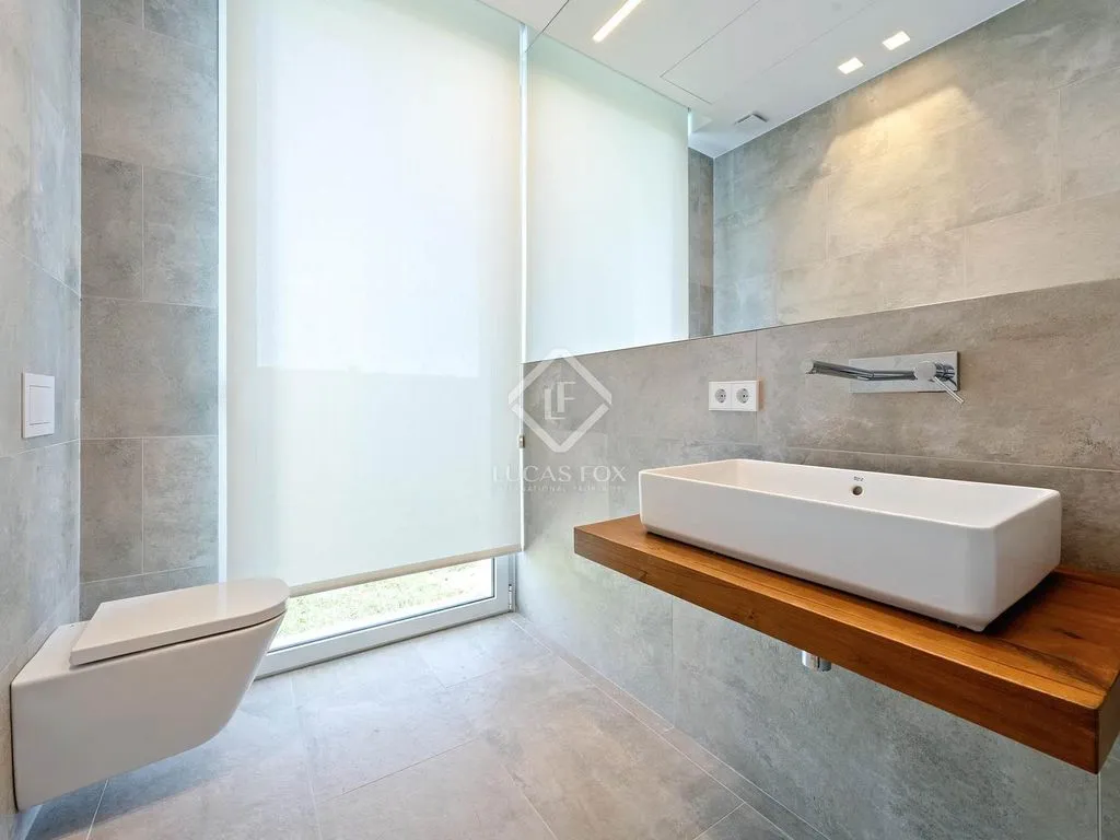 Vannitoad - Modern House with Pool in Reus
