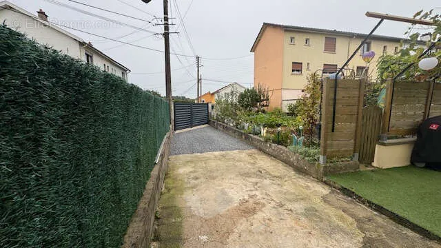 driveway