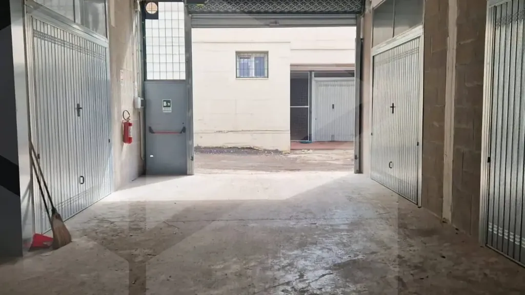 Garage - Newly Constructed Garage in Central Ciampino