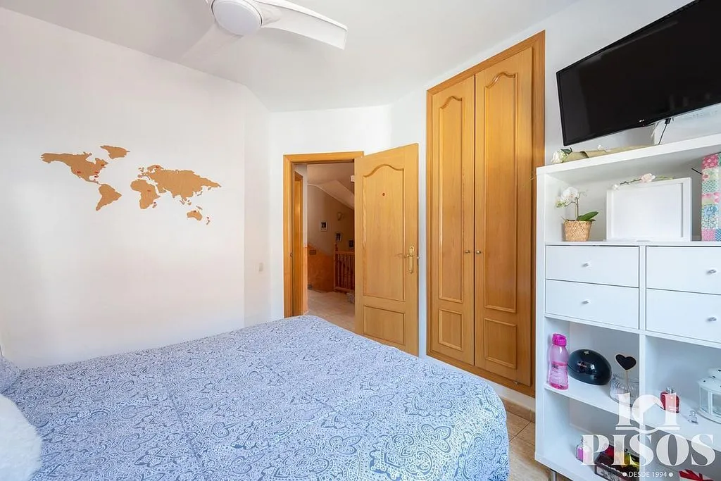 Terraced House with Balcony in Ca n'Oriol