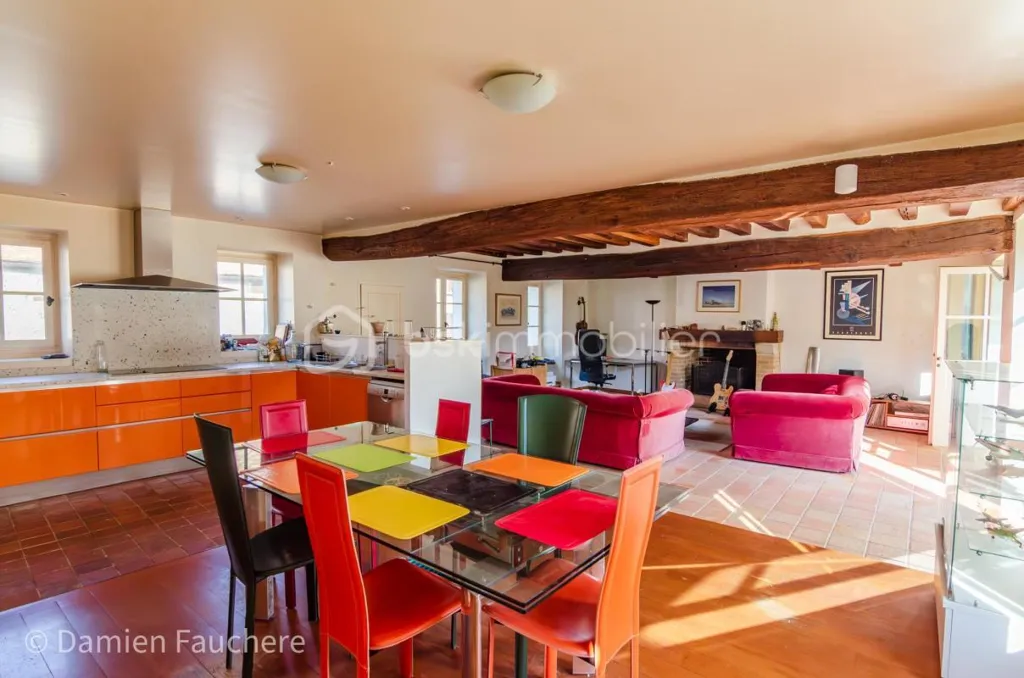 Salle à manger - Demeure de Caractère en Deux Habitations à Sainte-Mesme
