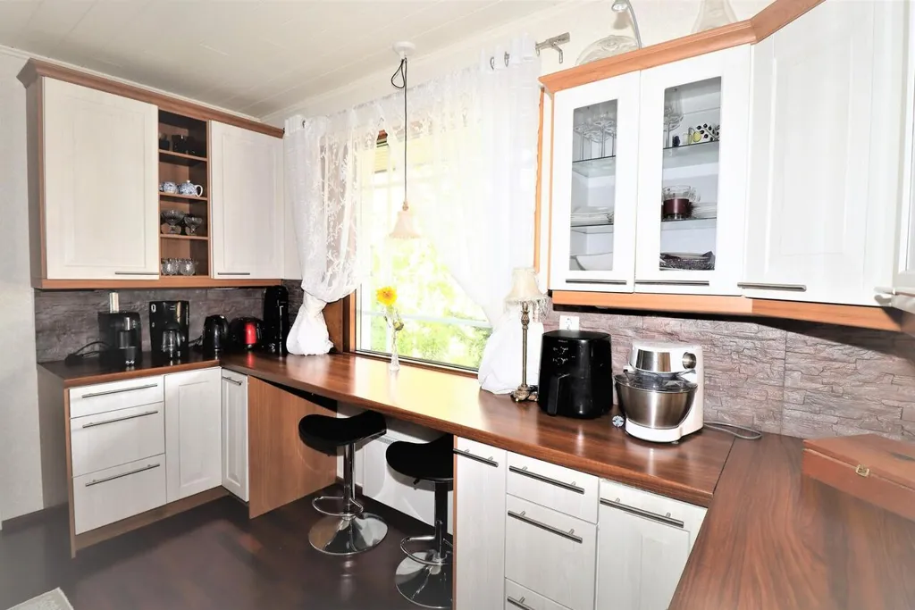 Cuisine - Personalised Detached House with Sauna in Hyllykallio