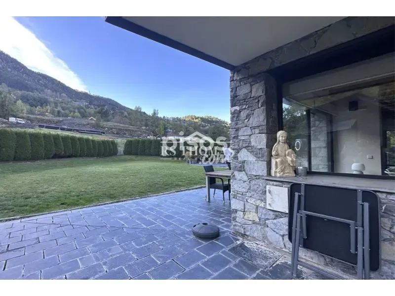 Terrass - Chalet with Garden in Quiet Ordino