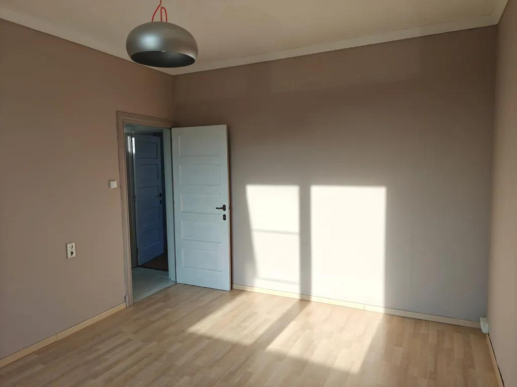 other_room