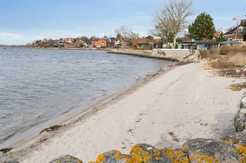 Villa with Waterfront Access in Roskilde