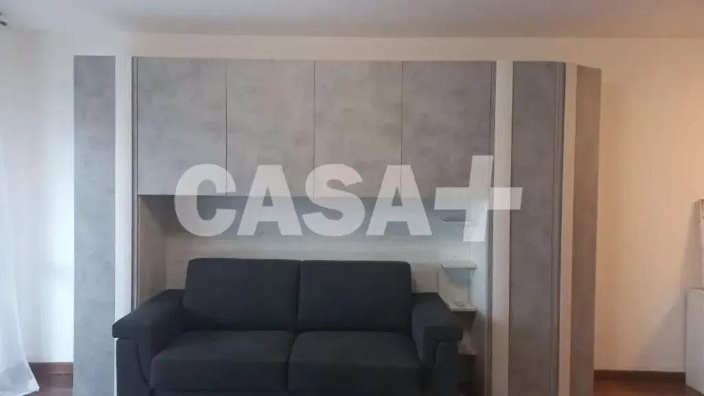 Magamistoad - Modernised Studio with Balcony in Varese