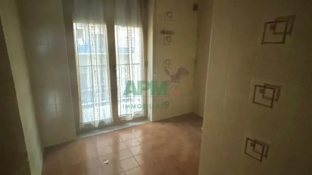 Esik - Spacious Apartment with Balcony in Cosenza Centre