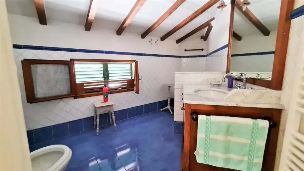 Vannitoad - Restored Liberty-Style Semi-Detached Villa in Montevarchi