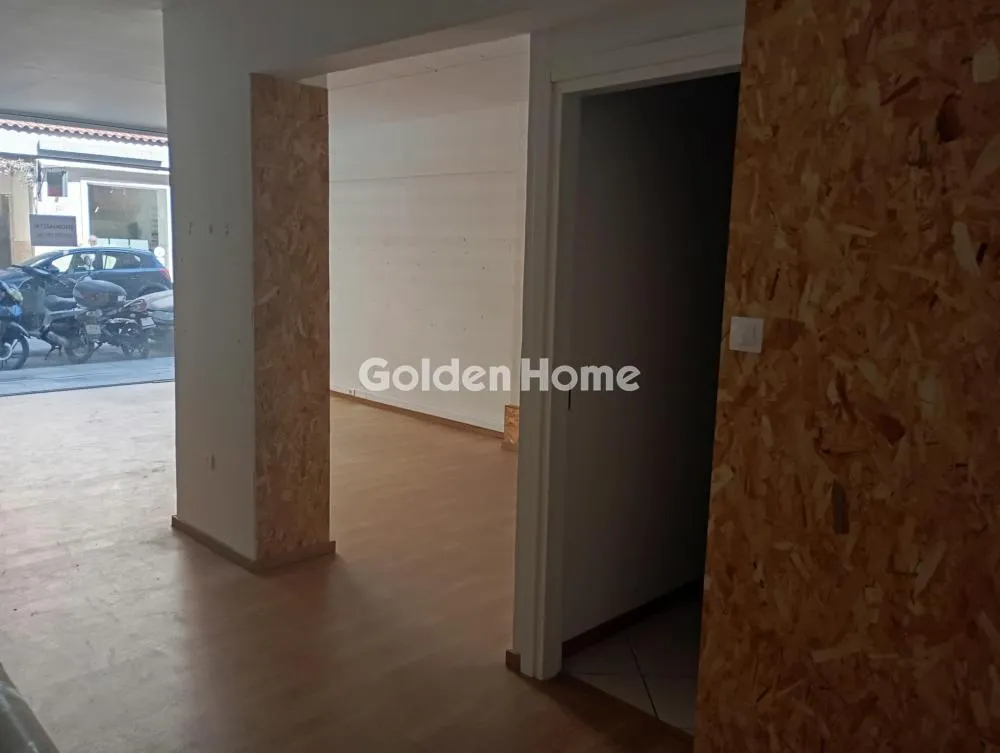 Esik - Retail Unit with Loading Bay in Kallithea Centre