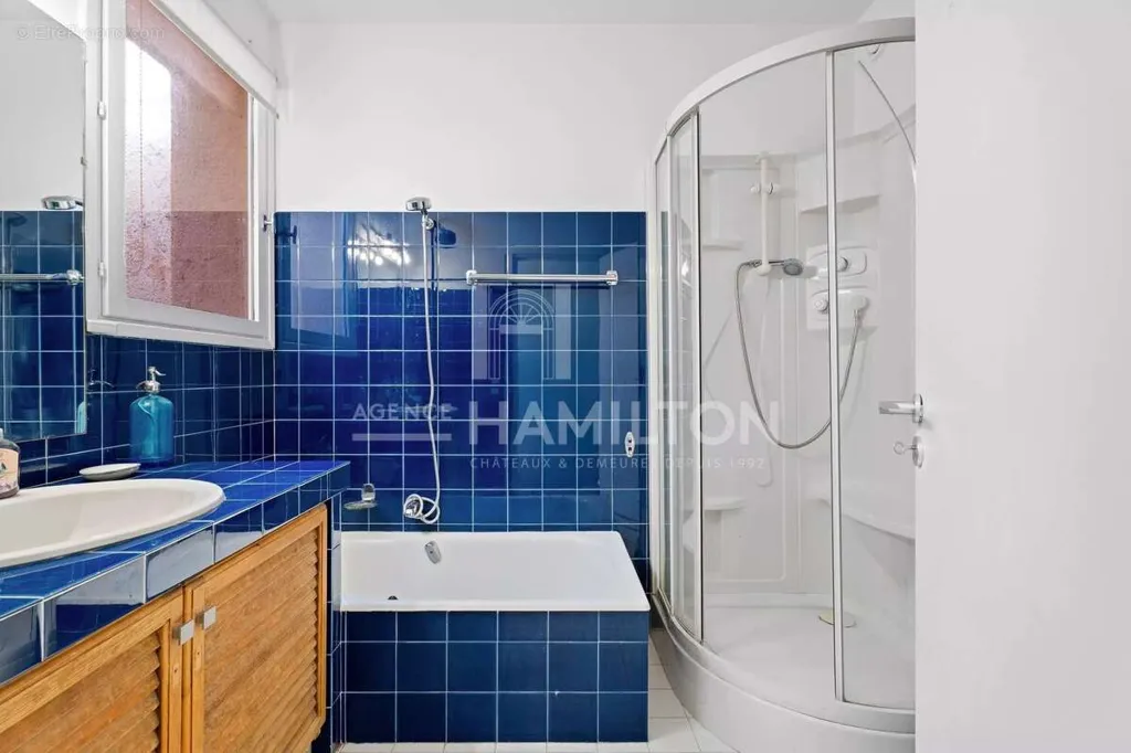 Vannitoad - Luxury Villa with Pool in Grasse