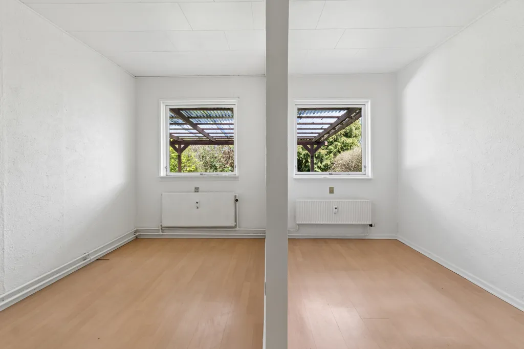 Stanze - Corner Villa with Two Units in Ejlstrup