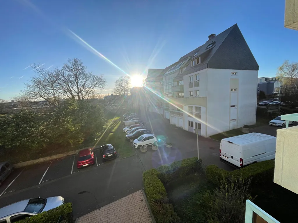 Balcon - Studio Meublé avec Parking à Brest