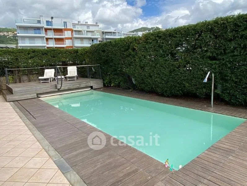 Piscine - Triplex with Sea View in Varazze