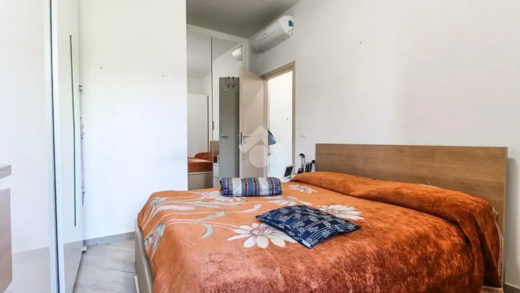 Magamistoad - Armed Two-Bedroom Apartment in Castenaso Centre