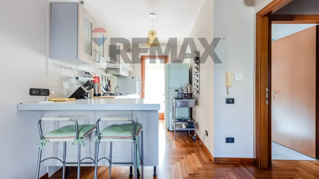 Cuisine - Trilocale with Balcony in Sestu