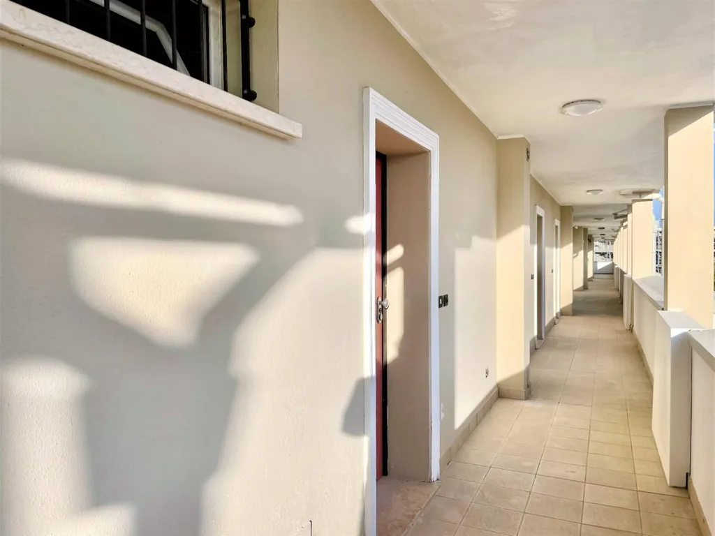 Triplex with Pool Terrace in Desenzano del Garda