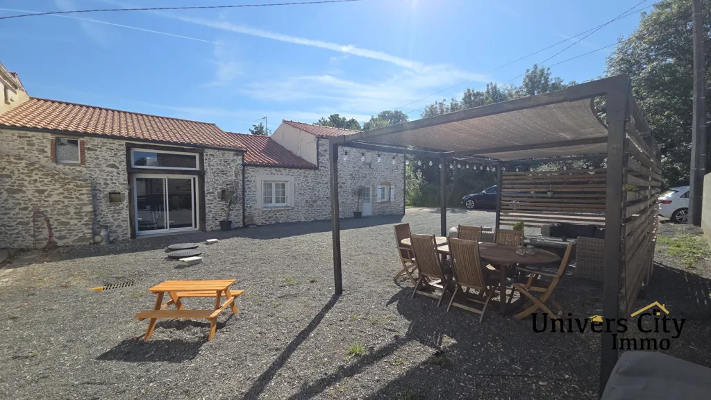 Terrazza - House with Garage near Legé Centre