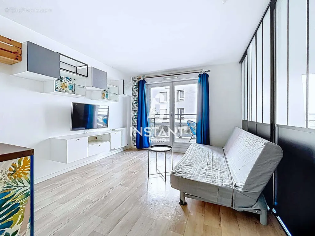 Soggiorno - Modern Flat with Balcony in Alfortville