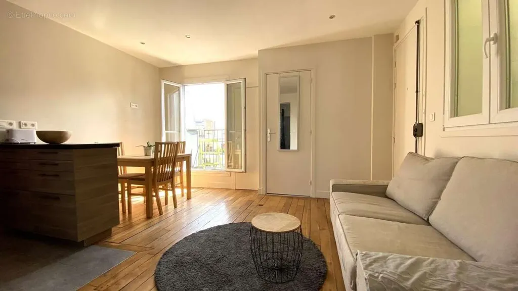 3-toaline korter asukohas Paris-17e