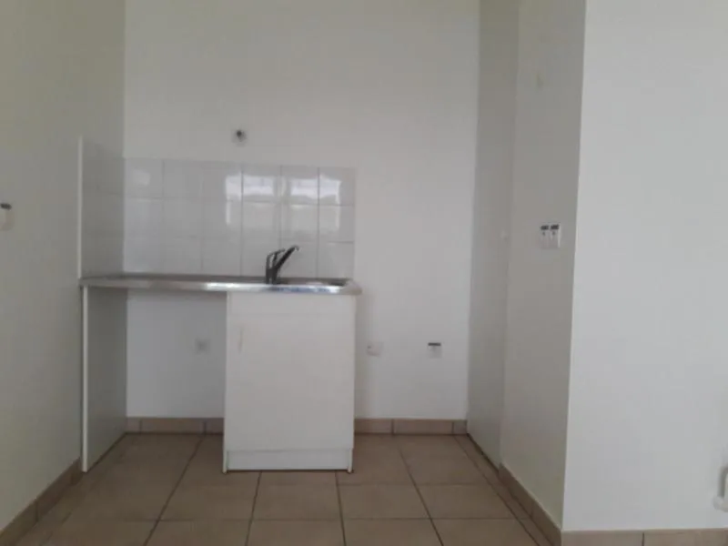 Cuisine - Appartement 2 Pièces avec Terrasse à Lyon 8e