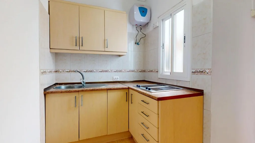 Küche - 3-Bedroom Flat with Rooftop Utility in La Paterna