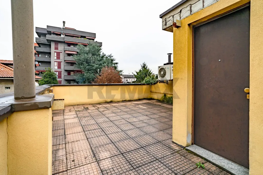 Terrasse - Villa with Terrace in Paderno Dugnano