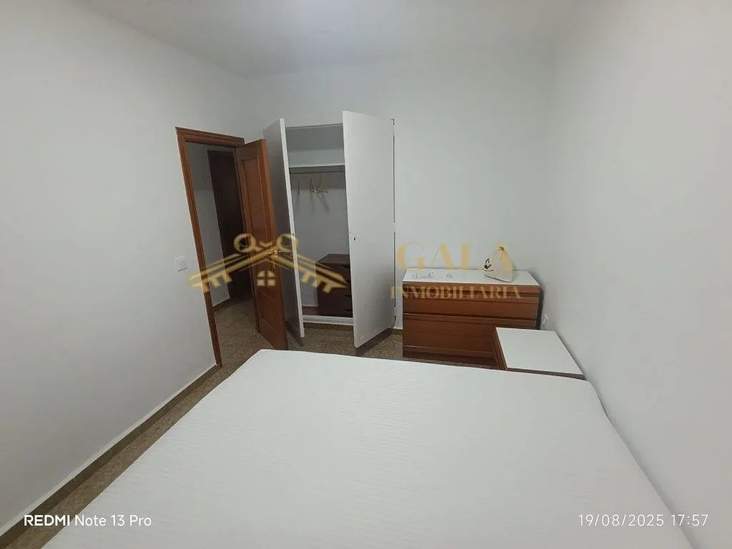 Magamistoad - Student-Friendly Flat with Terrace in Cáceres Centre