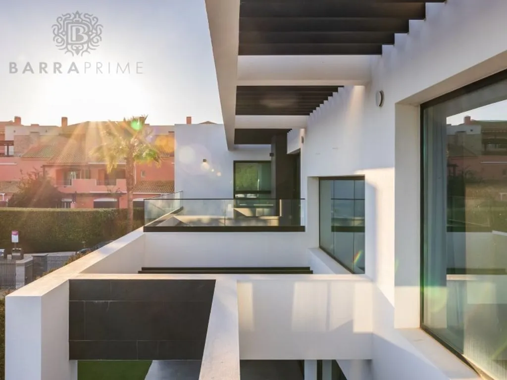 Balcony - Contemporary Villa with Golf View in Vilamoura