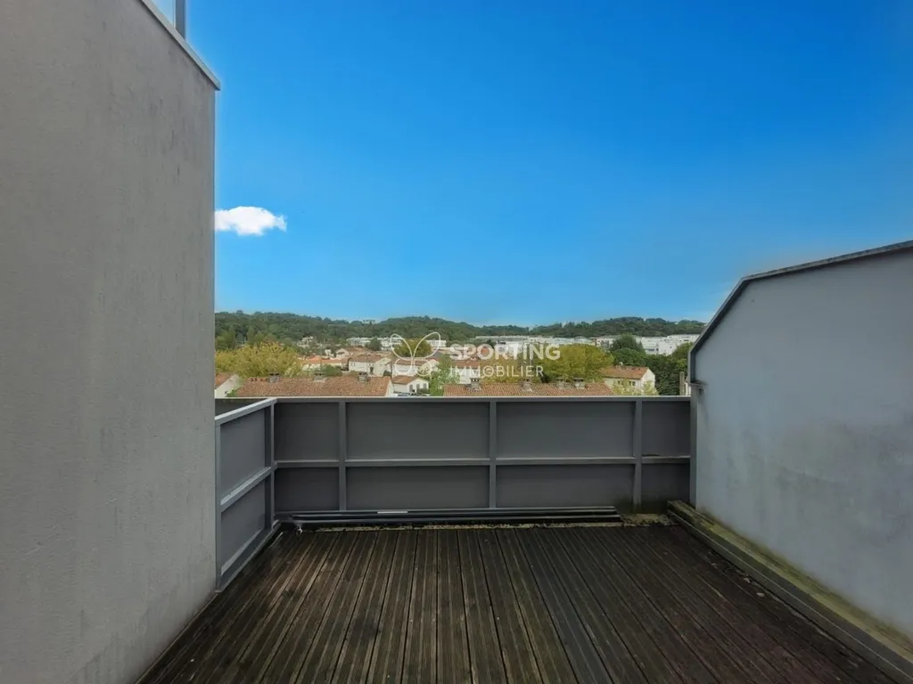 Balcone - Modern Flat with Terrace near Bordeaux