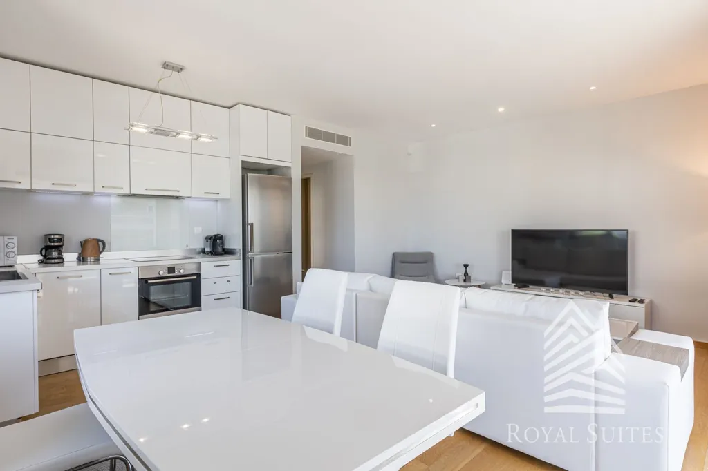 Cucina - Luxurious Apartment with Garden in Glyfada