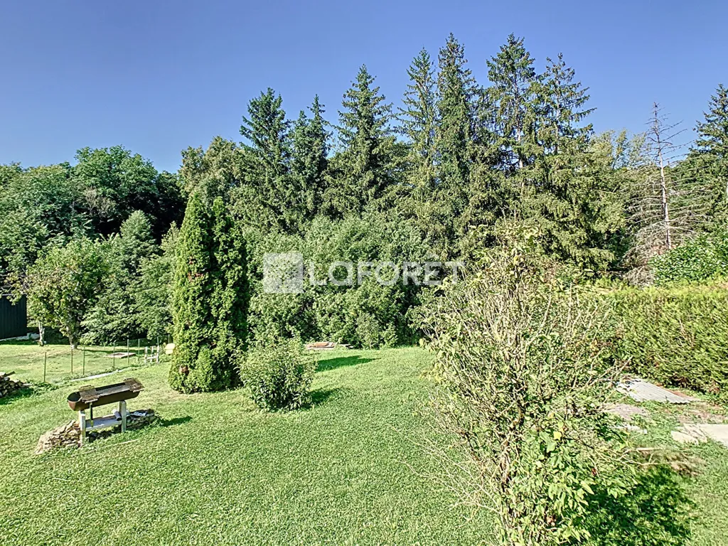 Jardin - Maison avec Cours d'Eau et Terrasse aux Islettes
