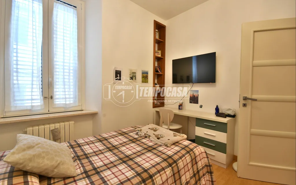 Chambres - Restored Apartment with Double Garage in Osimo