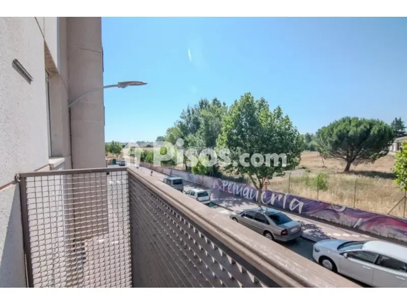 Balcon - Apartment with Balcony in Santa Marta de Tormes