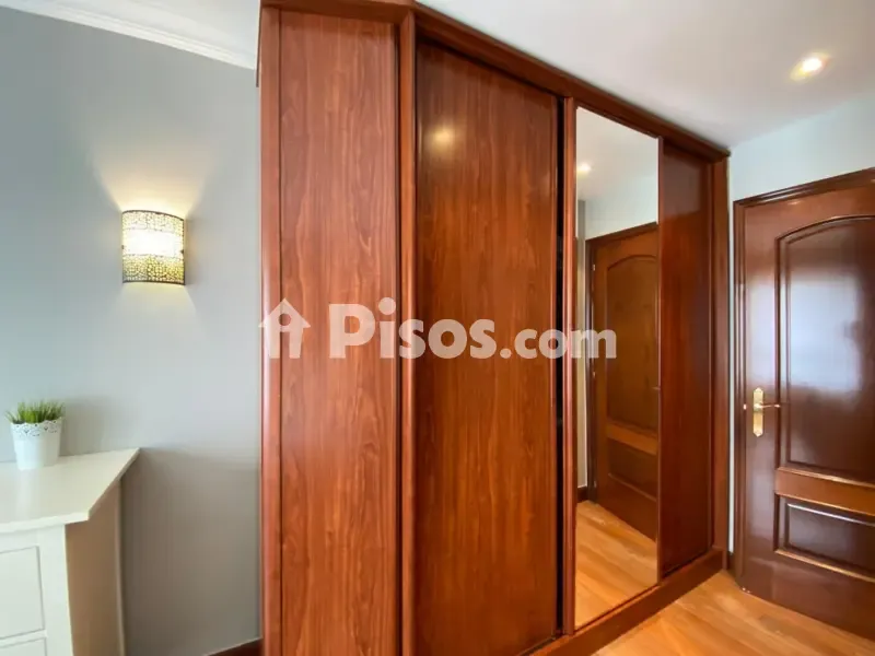 Pièces - Apartment with Balcony in Algorta Centre