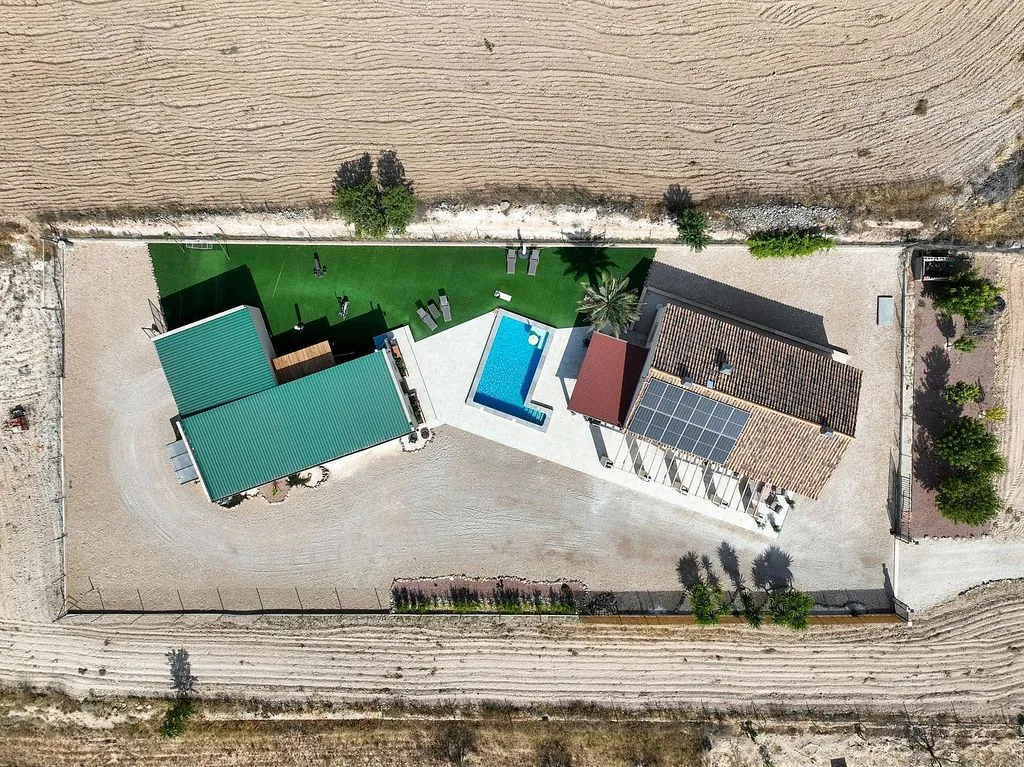 Vista aerea - Villa with Pool and Terrace in Pinoso