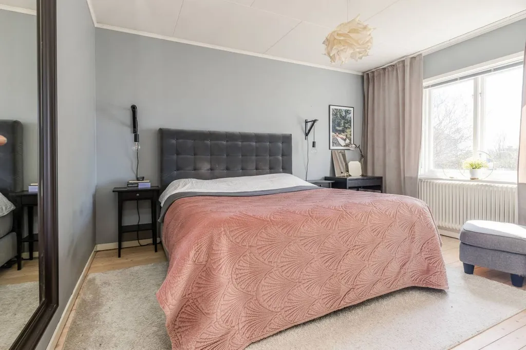 Magamistoad - Charming Villa with Garden in Knutsbovägen