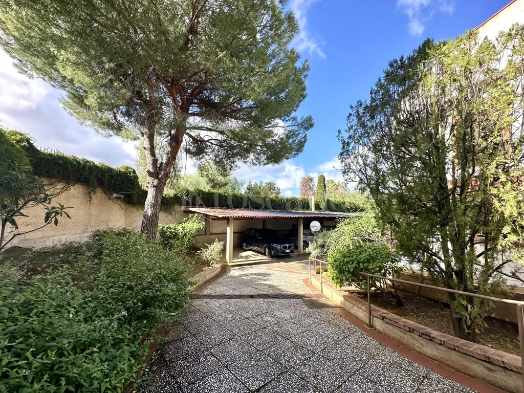 Välivaade - Luxury Villa with Circular Design in Palermo