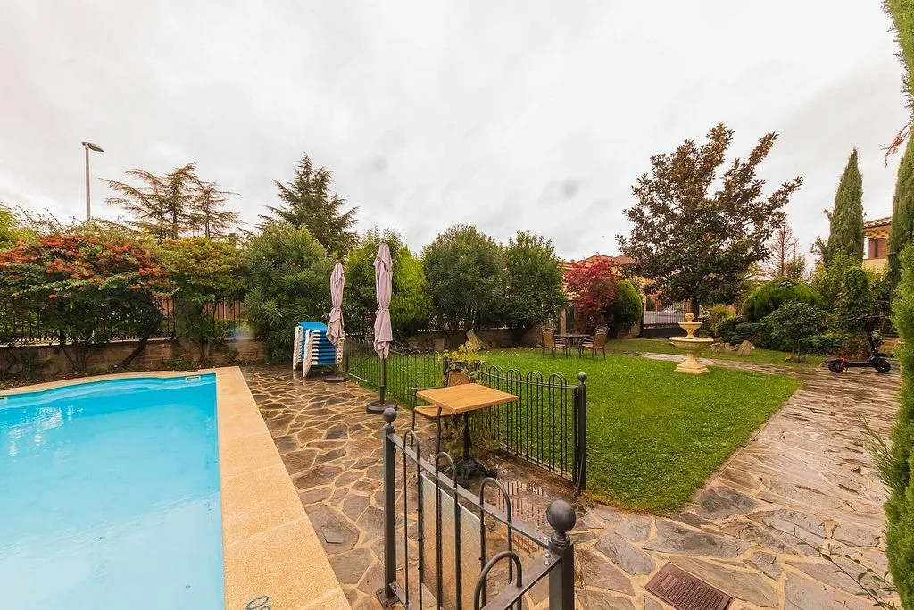 Piscine - Hotel Chalet with Pool in Olite