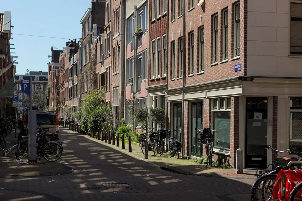 2-toaline korter asukohas Amsterdam