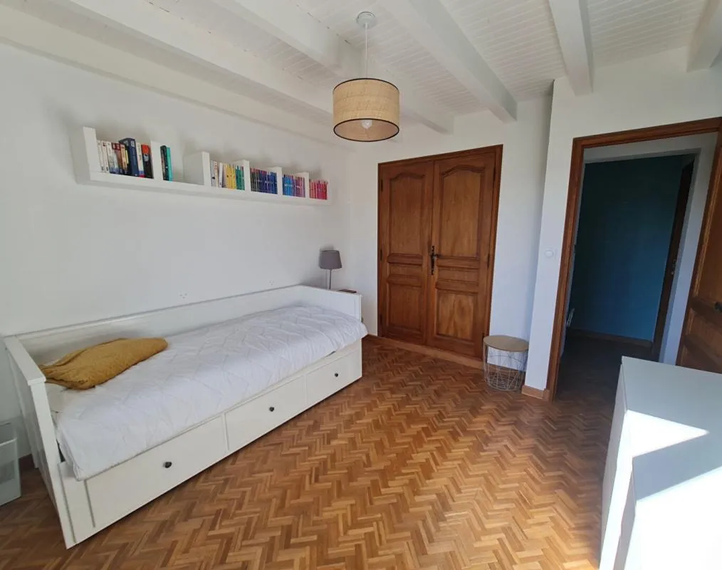 Bedrooms - Renovated House with Pool in Quiet Cul-de-sac