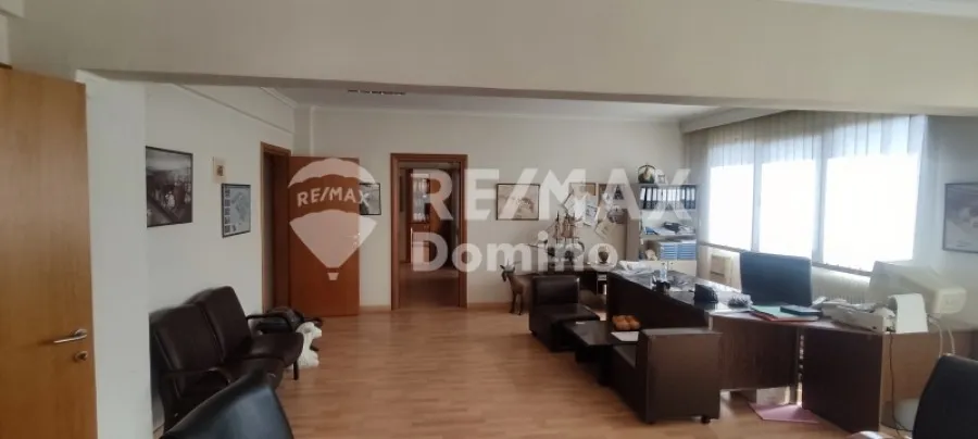 Office - Office with Open View in Thessaloniki Vardaris
