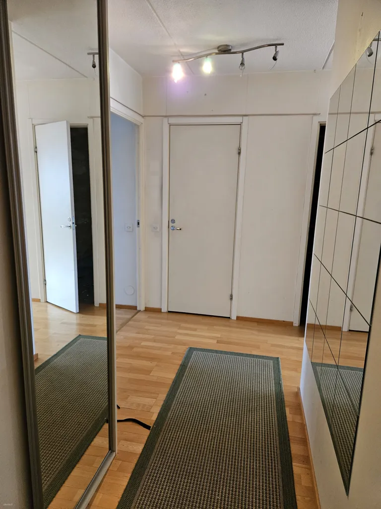 Esik - Spacious Apartment with Balcony in Matinkylä, Espoo
