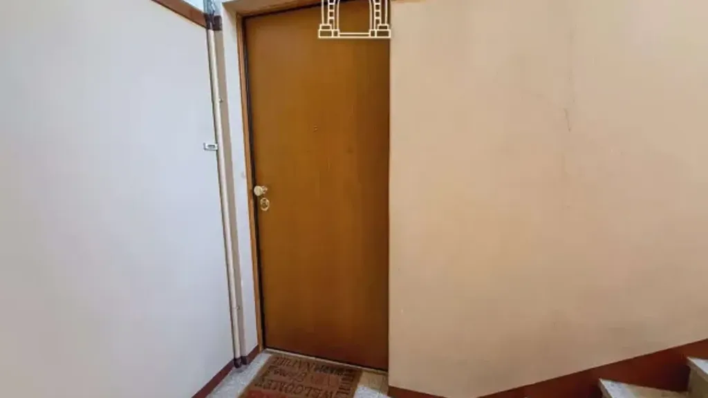 Pièces - Rustic-Style Apartment with Sea View in Trieste