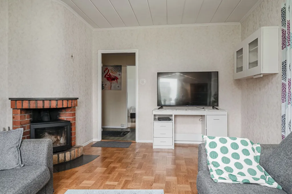 Elutuba - Detached House with Garden in Ramsele