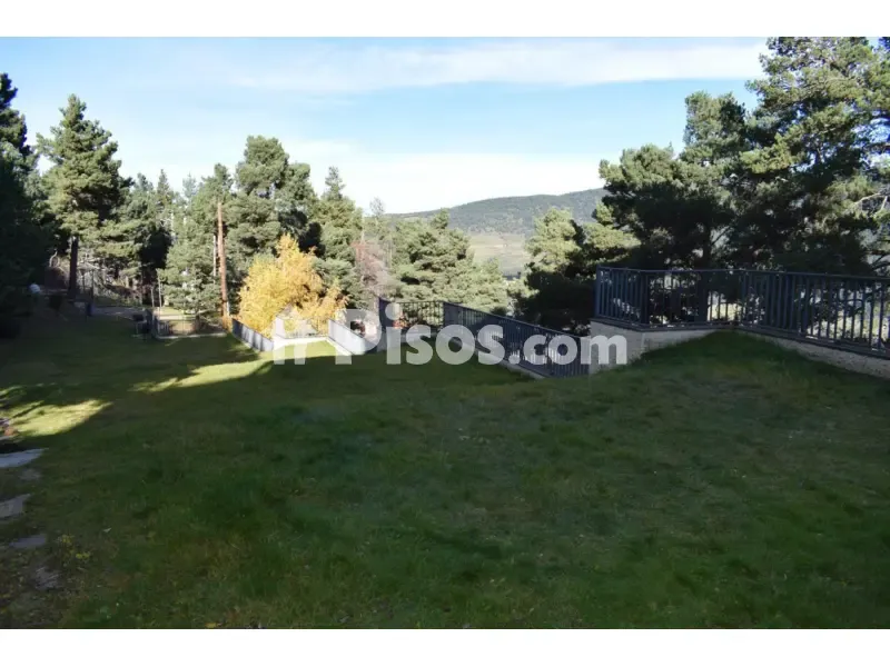 Garden - Duplex with Terraces in La Molina