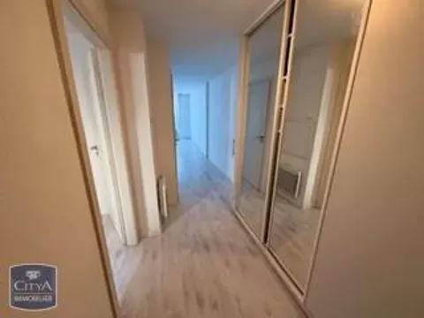 Entrée - Appartement 2 Pièces au Carré d'Or