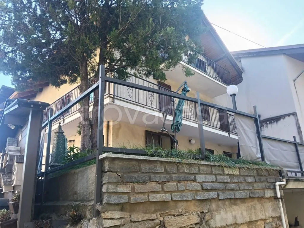 Extérieur - Villa with Balcony Views in Giaveno