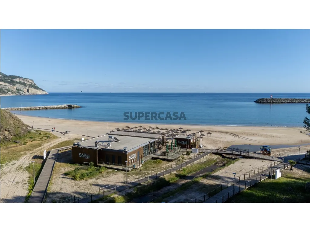 Vue aérienne - Duplex Flat with Sea View in Sesimbra