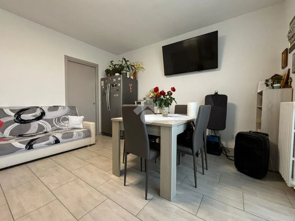 Salle à manger - Three-Bedroom Apartment with Private Courtyard in Rivolta d'Adda